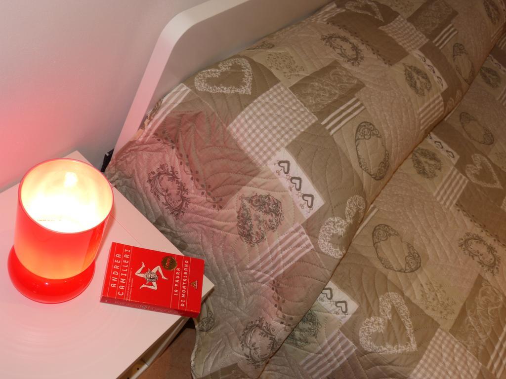 Residenza Piazza San Francesco Apartment Bologna Room photo