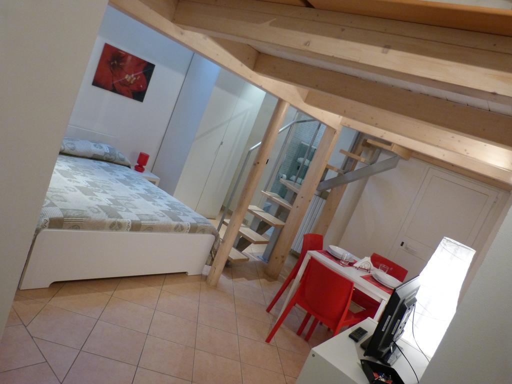 Residenza Piazza San Francesco Apartment Bologna Room photo