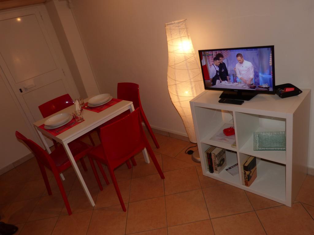 Residenza Piazza San Francesco Apartment Bologna Room photo